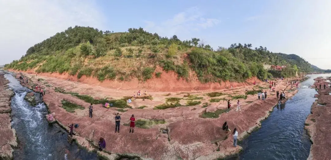 黔南：推进旅游产业化 共促旅游大提质