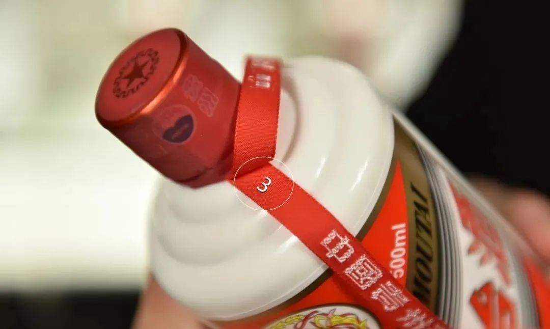 一瓶茅台能倒多少杯？茅台的三个冷知识，你知道吗？