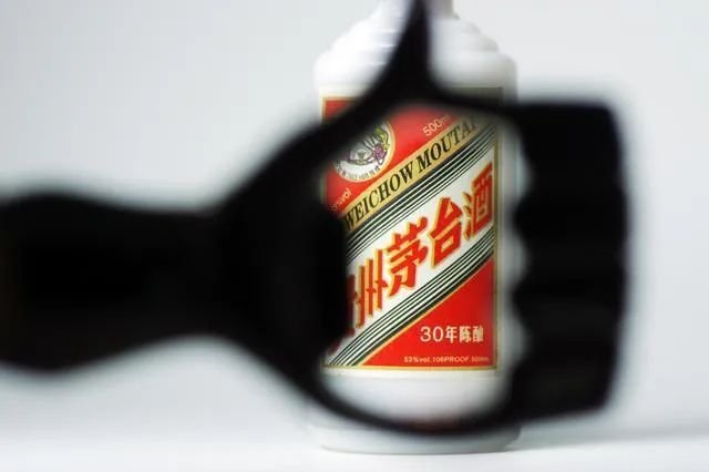 60多人被骗超3亿！特殊渠道拿飞天多为诈骗，为何还有这么多人信？