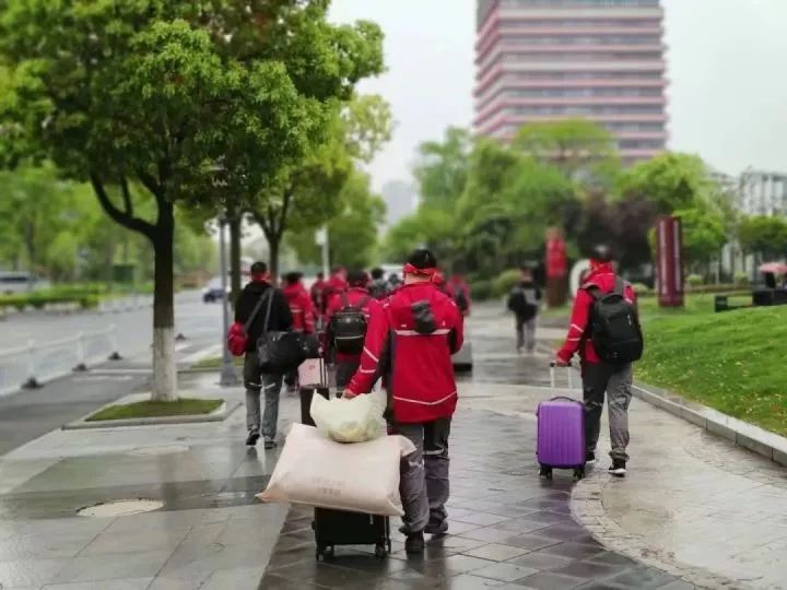 京东物流“自杀式”物流？14天循环支援上海