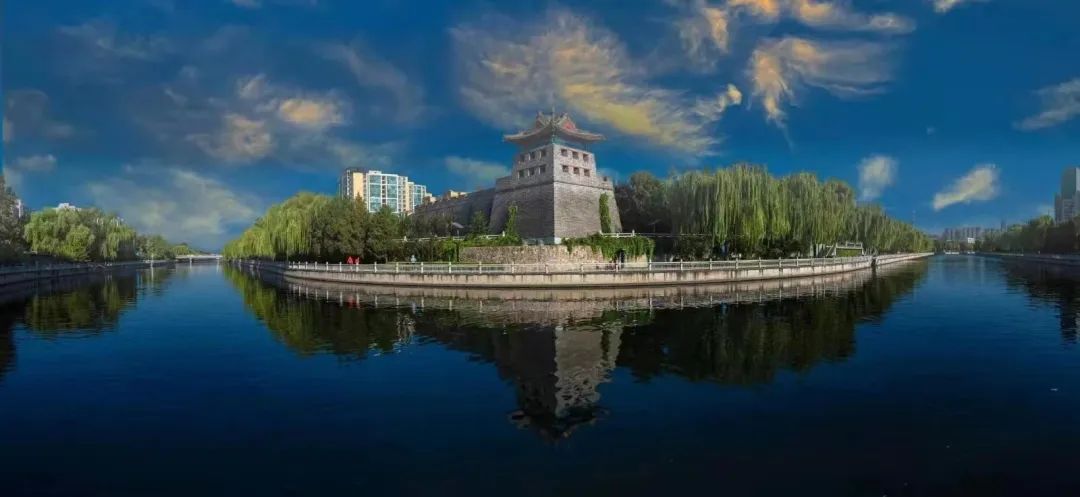 《潮北京-北京网红打卡地攻略》2.0版首发，打开一本书，玩转一座城