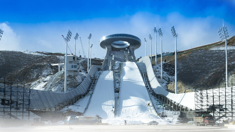 张家口崇礼谋划打造国际冰雪旅游目的地和高端会议中心