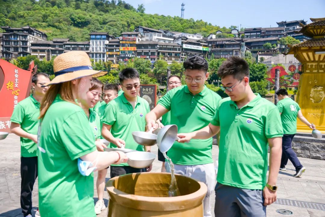 薪火相传 茅台传承人开启茅台文化探源之旅