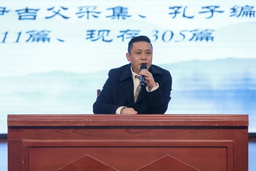 六枝特区第一中学党总支部与我校机关党总支部开展基层党建共建活动