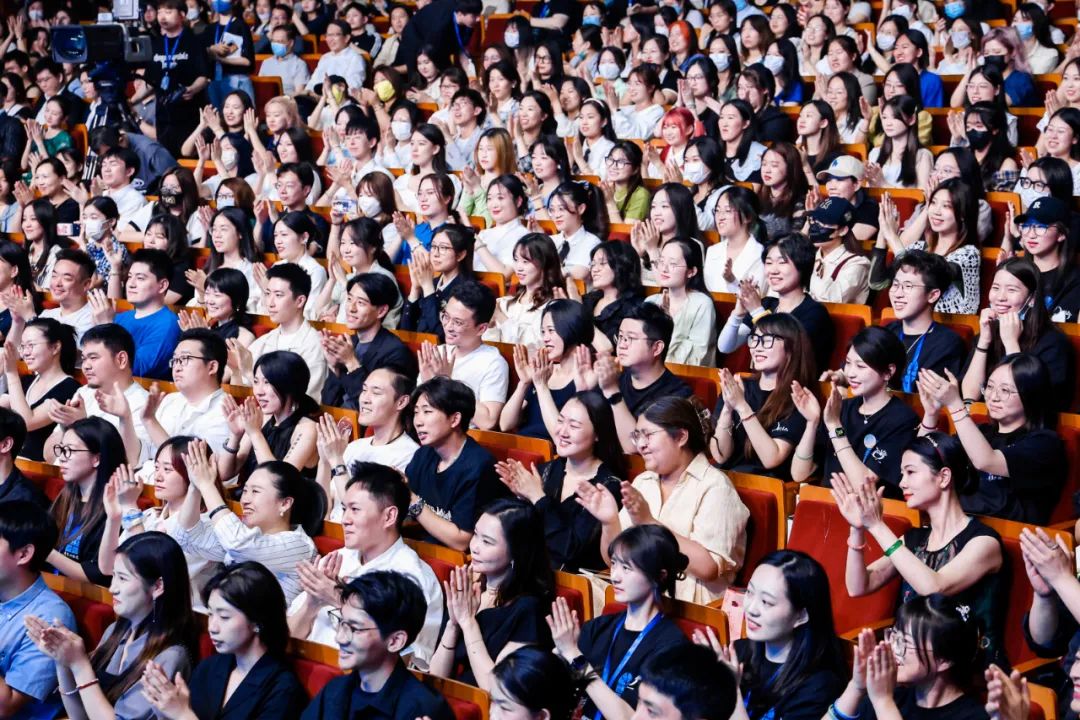 青年影像人的盛典｜第二十届“半夏的纪念”颁奖晚会在中传举行