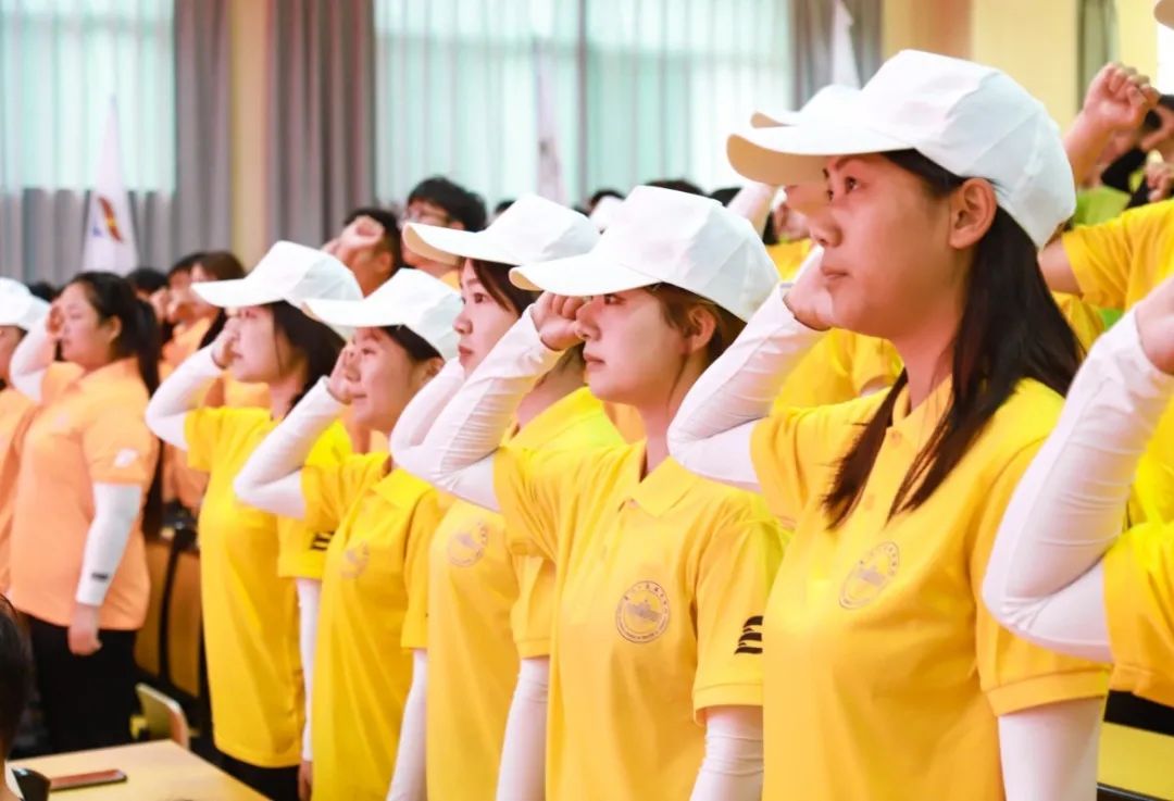贵州工商职业学院举行2023年大学生暑期“三下乡”社会实践活动出征仪式