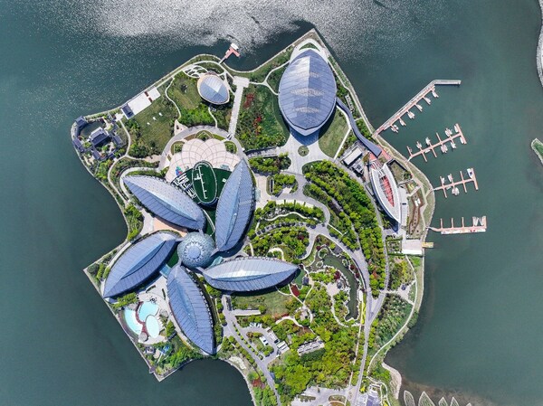 鲸牛韩国特色餐厅正式亮相上海滴水湖洲际酒店