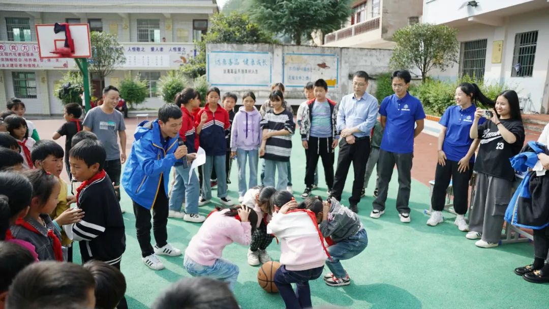 助力乡村教育 | 固达集团公益行再次走进乐平镇高原小学