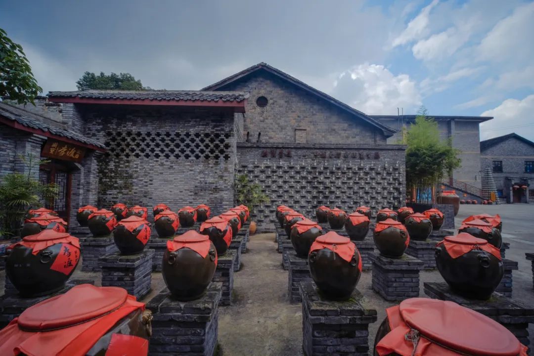 行业唯一！珍酒李渡入选“Wind中国上市公司ESG最佳实践100强”榜单