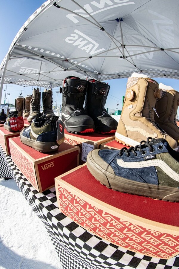 Vans Hi-Standard 国际单板滑雪公园系列赛圆满收官