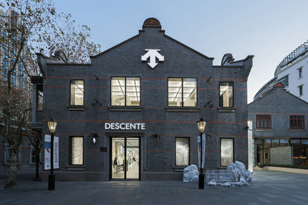 DESCENTE SHANGHAI城市概念店 冰雪创新力场，焕新启幕