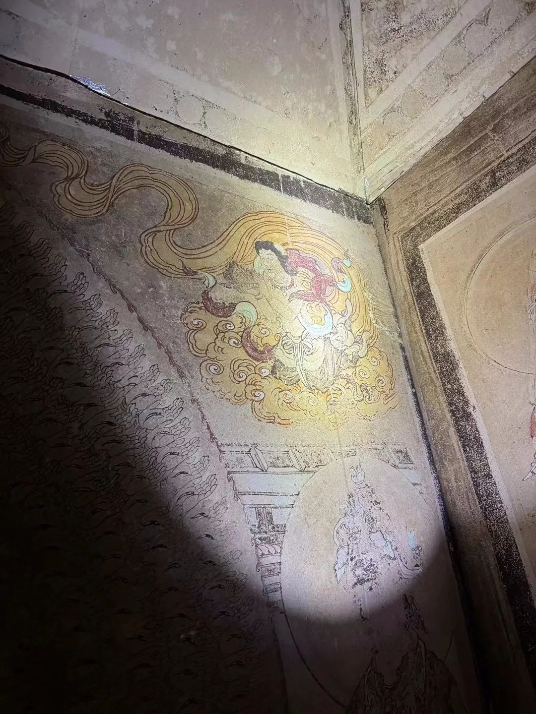 “飞天”为媒：明天，敦煌壁画精品展在茅台学院开幕