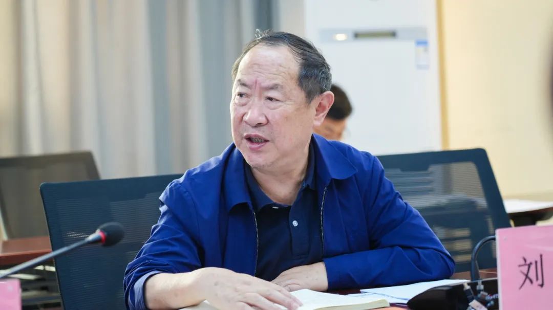 贵州工商职业学院召开体育评估工作协调会