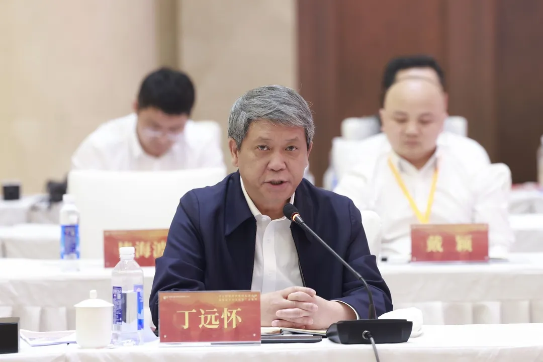 2024贵州白酒企业发展圆桌会在茅台举行