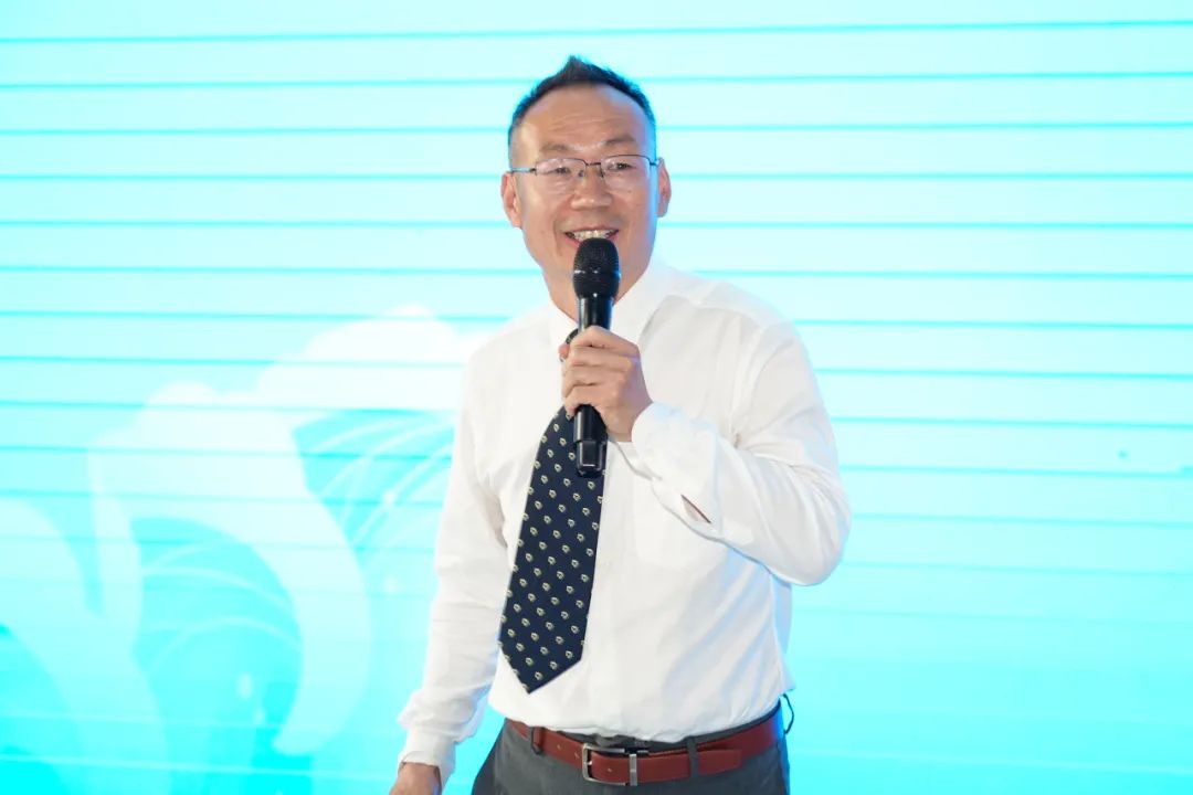 衡彦甫博士为贵工商学子开展“大学生幸福从心开始”讲座