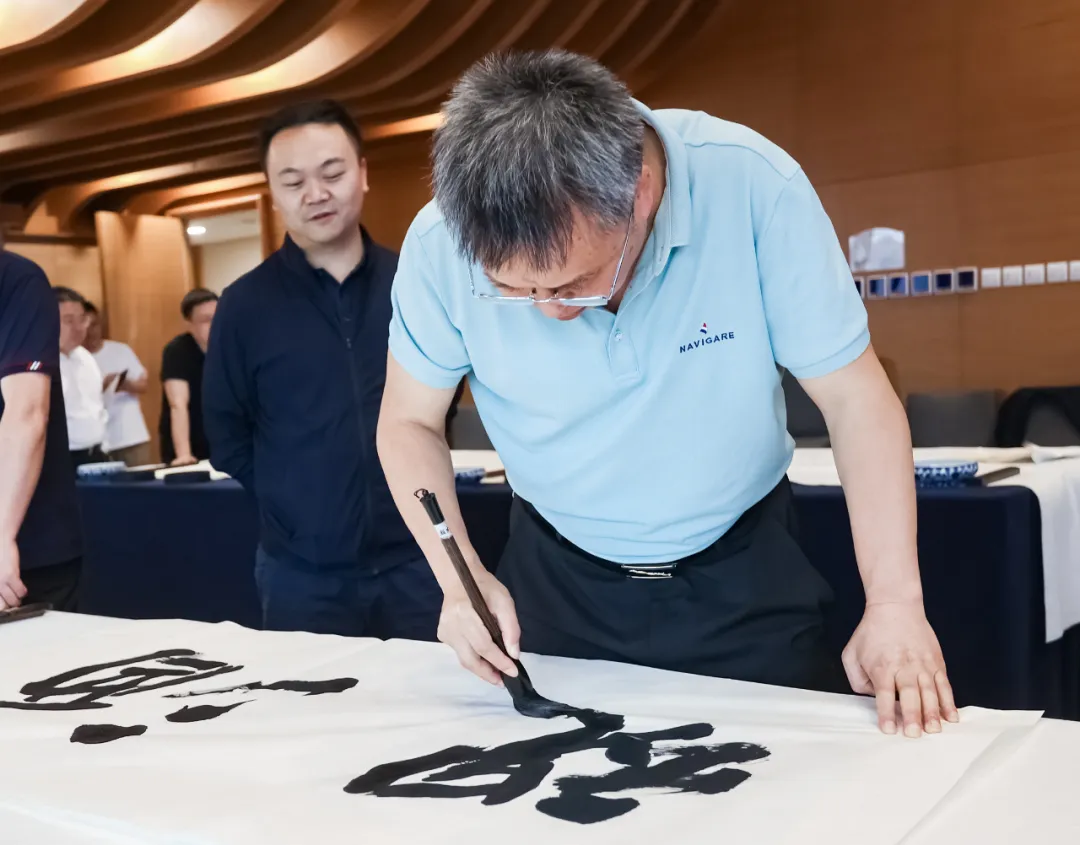 珍酒携手贵州书画名家，共绘酒香墨韵融合新篇章
