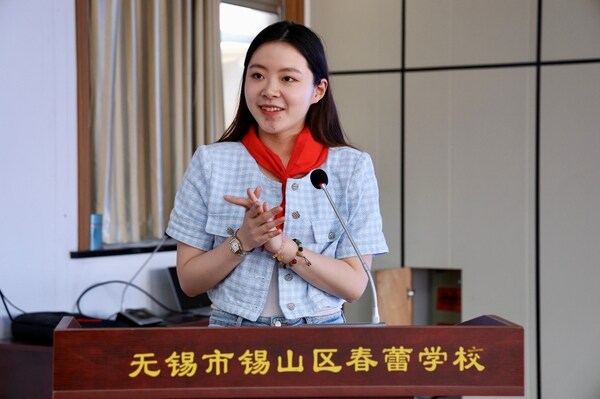 佳洁士健康笑容保护计划走进无锡春蕾学校