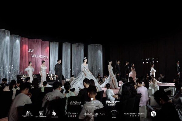 西安海荣JW万豪酒店 "爱意•方寸间" 夏季婚尚发布会圆满落幕