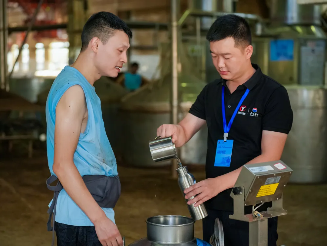 第二届全国装甑（上甑）摘酒职业技能竞赛圆满闭幕 茅台再获佳绩