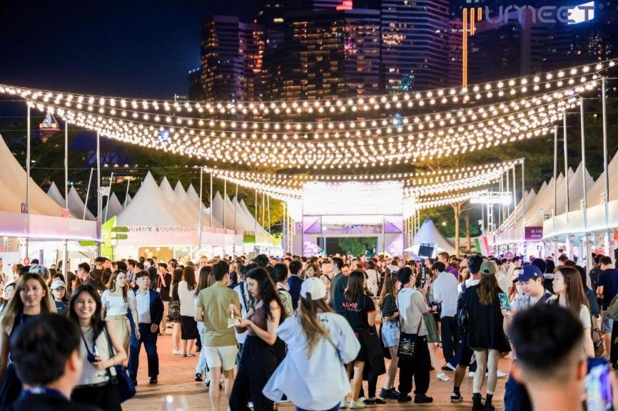 茅台生态UMEET蓝莓气泡酒在港首秀，助力中国精品果酒迈向国际舞台