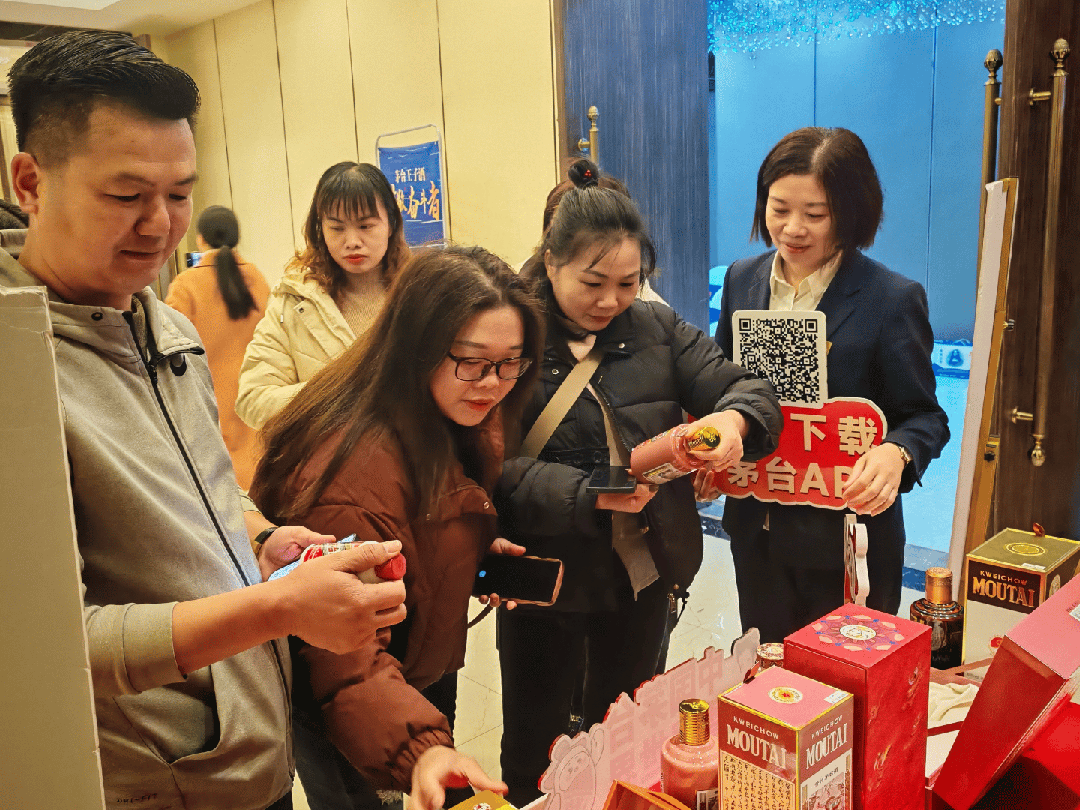含“文”量十足，茅台经销商与“茅友”共酿文化春雨