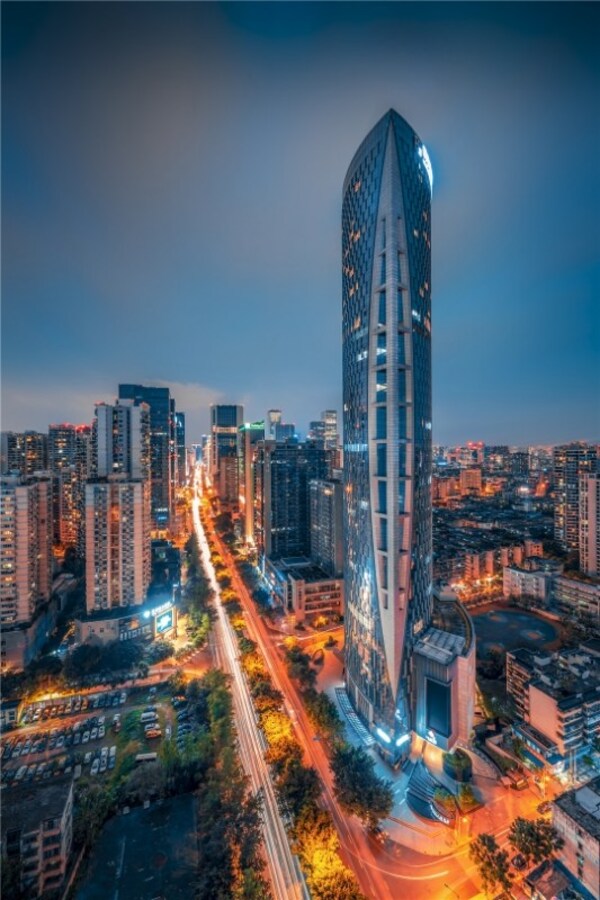 明宇商旅：数字孪生应用与情感化智能交互，人工智能驱动酒店个性化体验