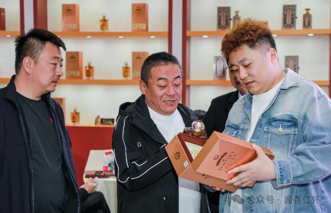 春糖酒店展 仁怀酱香酒产区年轻化、创新品