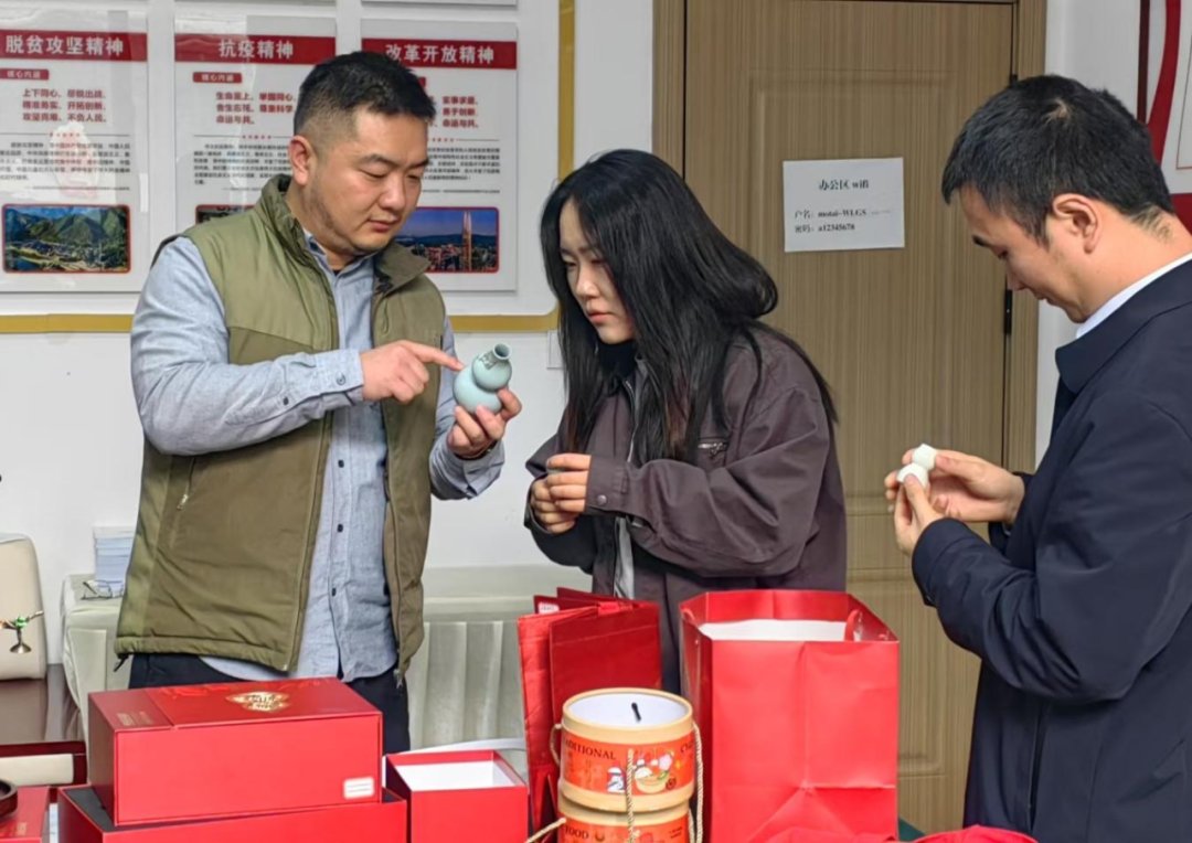 【茅台追光者】冯庆宇：孵化超120款茅台产品的文创多面手