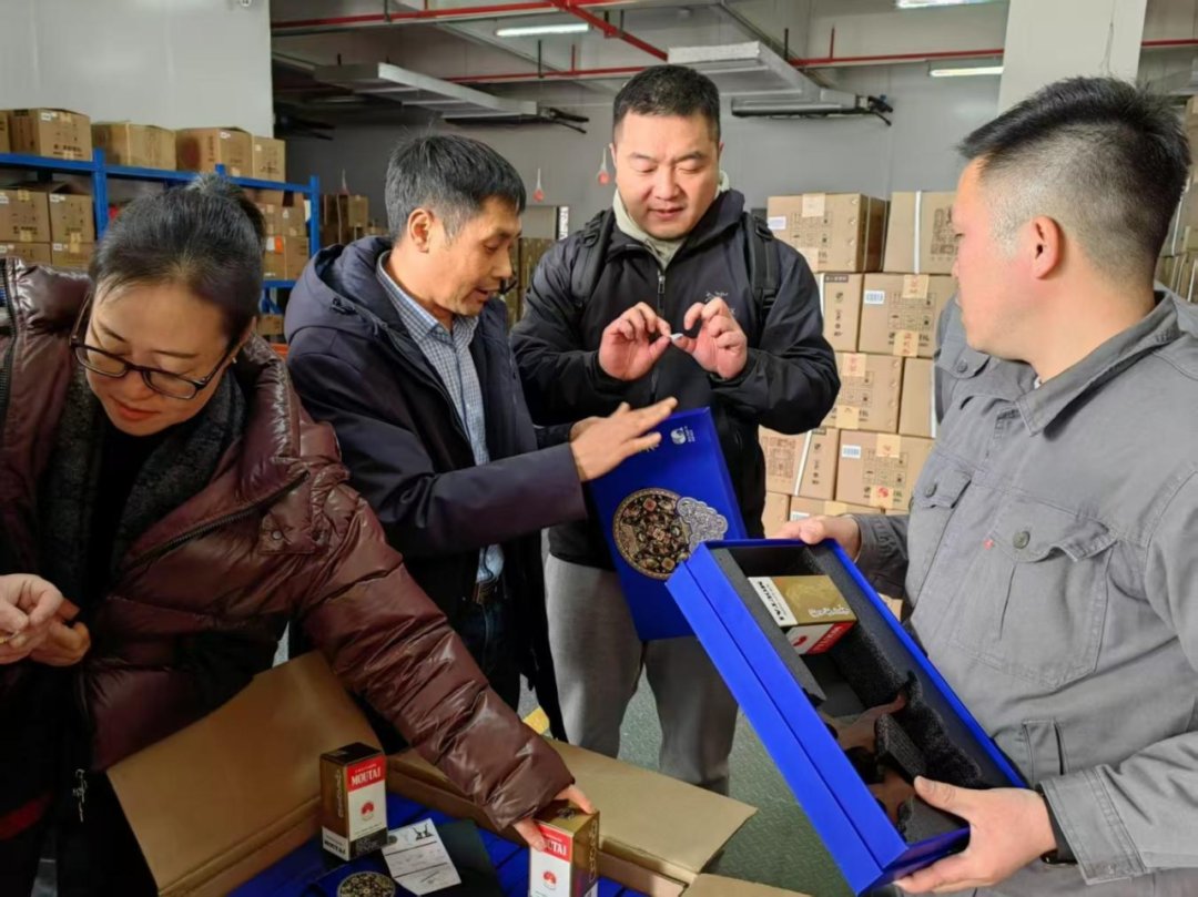 【茅台追光者】冯庆宇：孵化超120款茅台产品的文创多面手