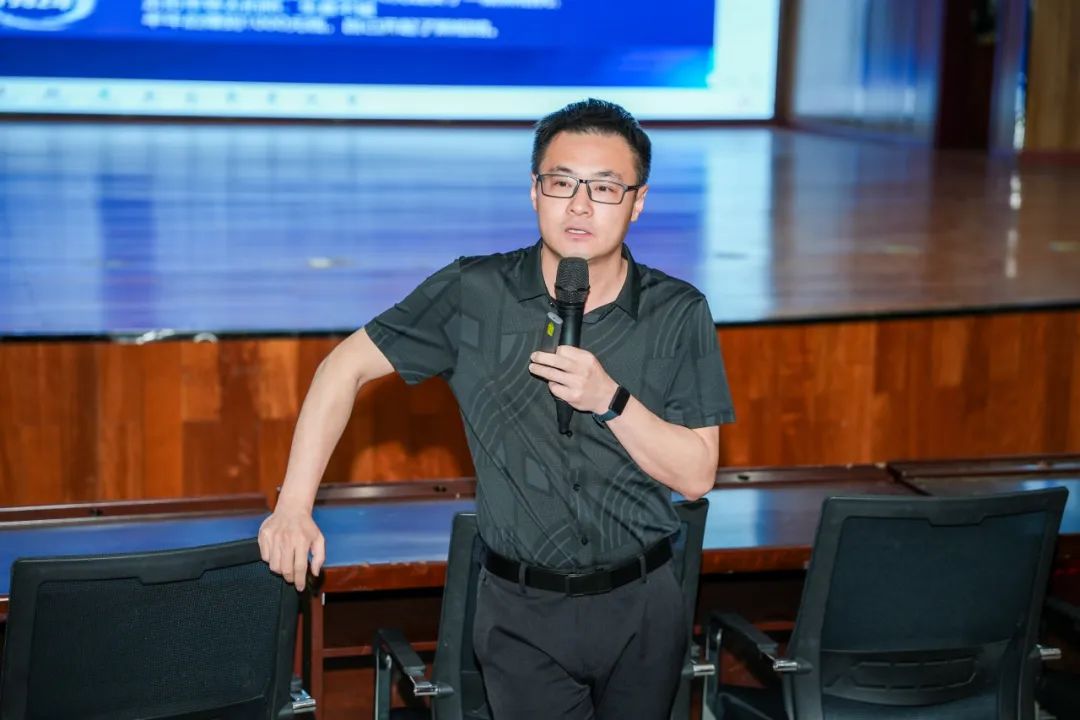 贵州工商职业学院成功举办“工匠榜样进校园”专题讲座