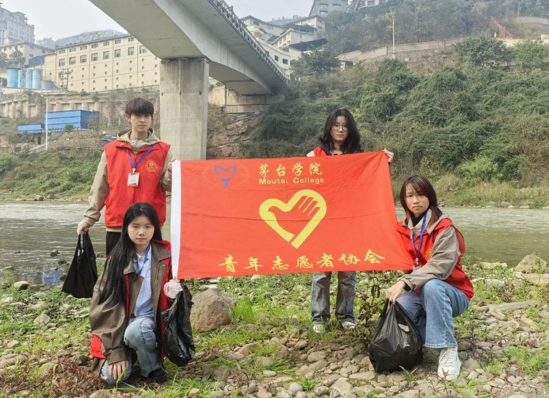 当“茅小团”遇见茅院青年