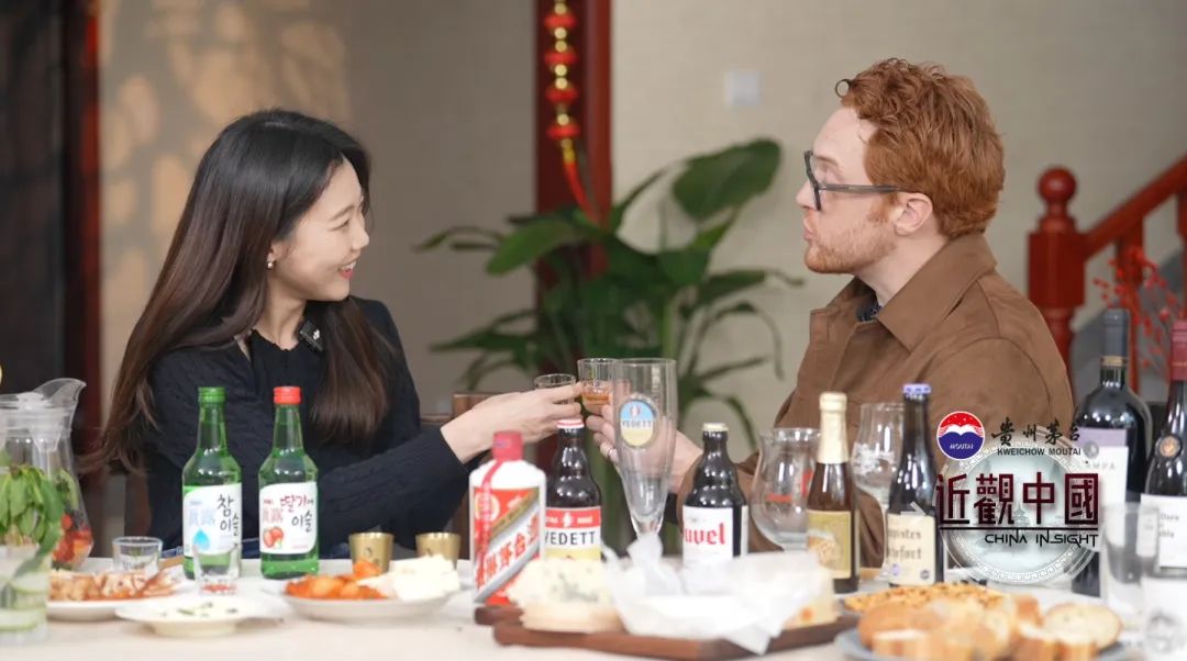 盲猜茅台年份，看看四名“中国通”的品酒体验