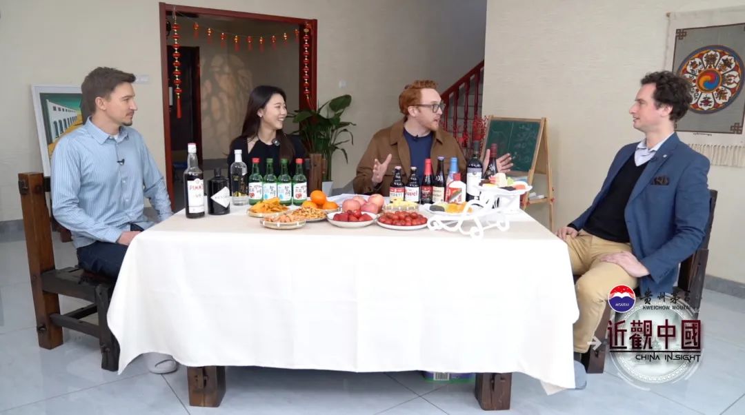 盲猜茅台年份，看看四名“中国通”的品酒体验