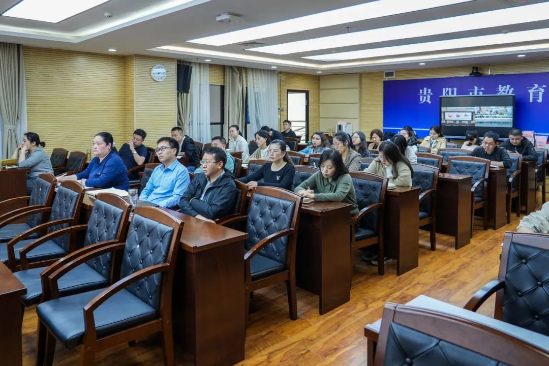 DeepSeek开启智能交互新时代，贵州工商职业学院助力教育管理数字化转型