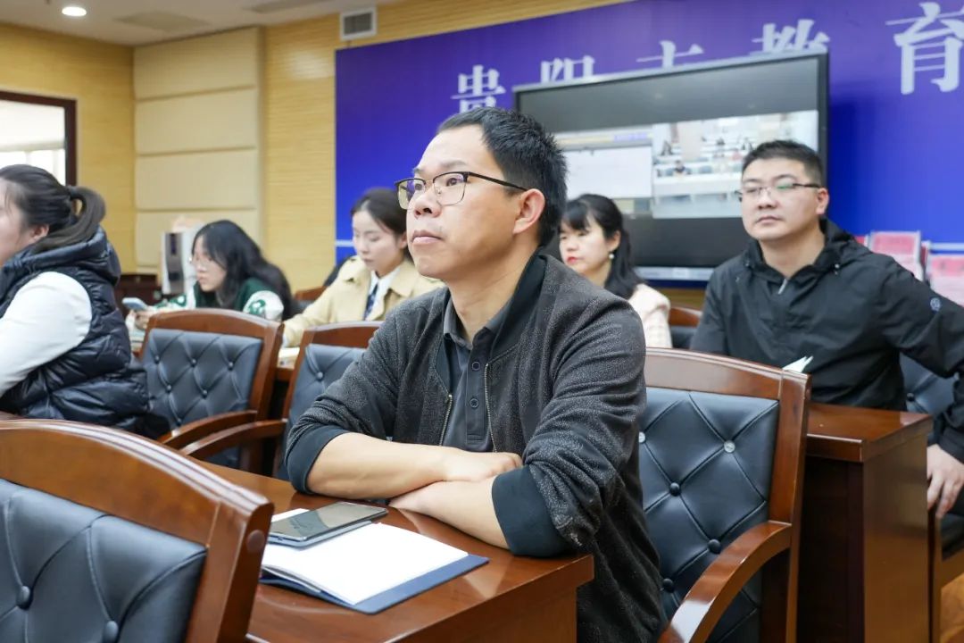 DeepSeek开启智能交互新时代，贵州工商职业学院助力教育管理数字化转型