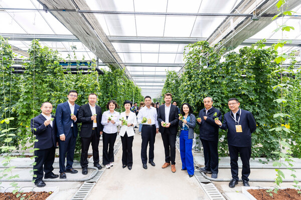 麦路生花，再创丰穗：科技智育高质啤麦酒花，百威中国与江苏农垦共创丰穗