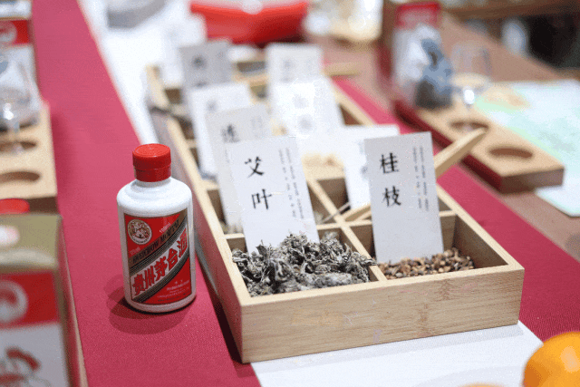 春夏之间，“茅友”相聚，不负韶光
