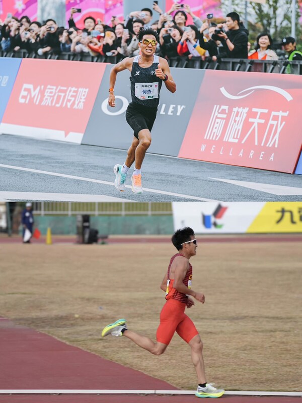"国人竞速"2024获奖名单公布 特步助力中国马拉松全面提速