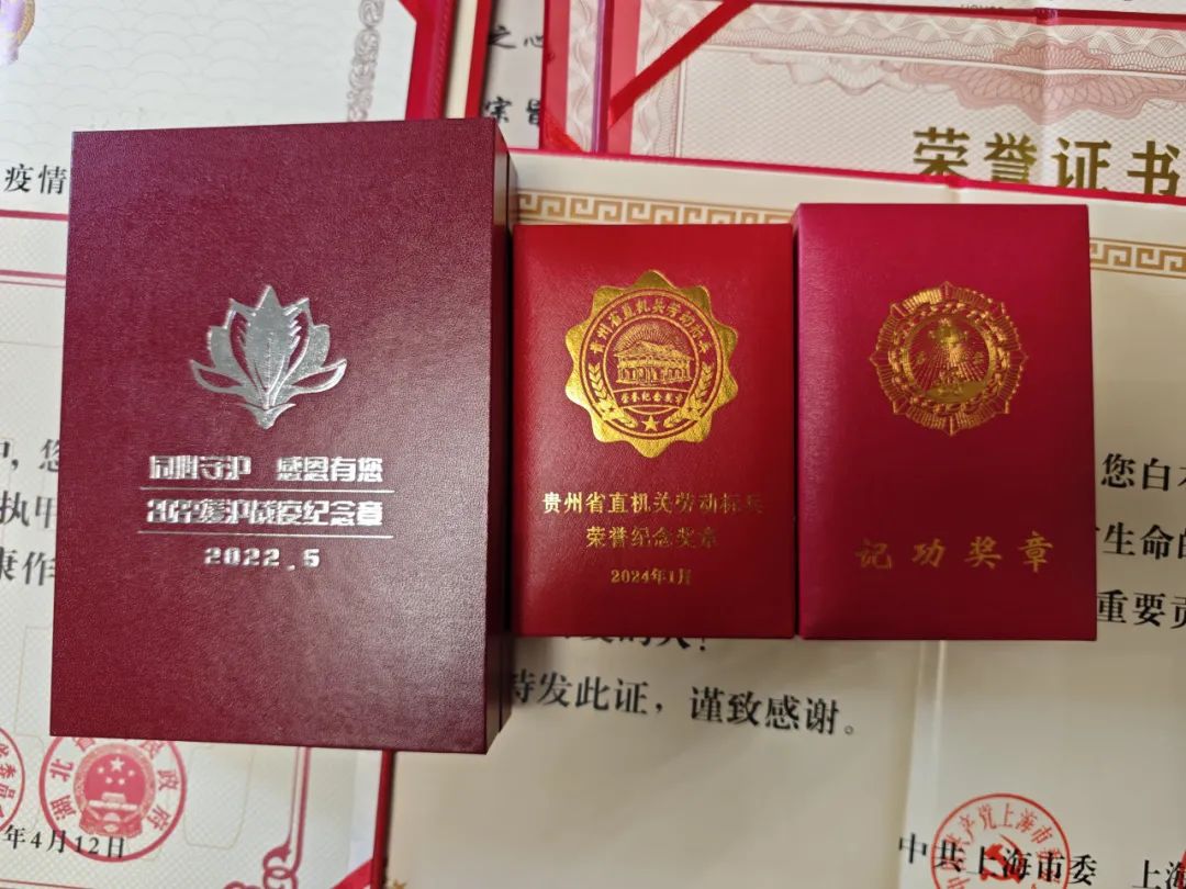对话榜样丨从普通护士到省级先锋，那份校友殊荣背后藏着什么？