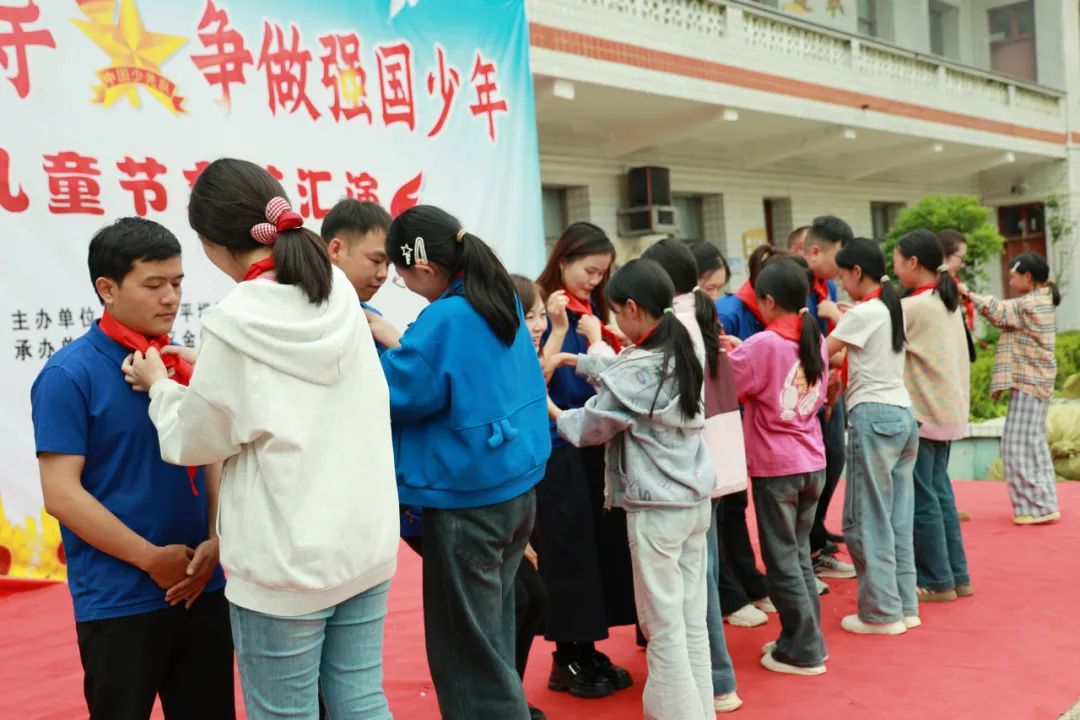 与爱“童”行 情暖六一  固达电线电缆集团公益行走进平坝区金银小学