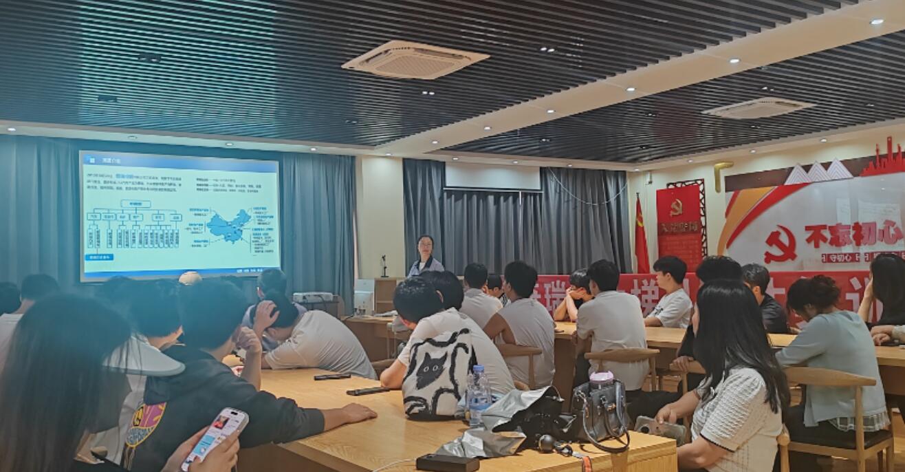 贵阳经开区2025年“助企护航·才聚经开”系列活动之高校毕业生“入企职业体验”活动（第三期）圆满举办