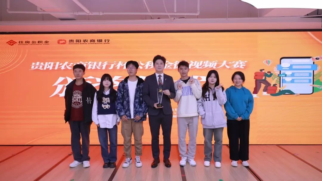 青春・榜 YOUNG | 谢忠有：128个奖项及荣誉称号，获得免试升本资格的 “全能赛将”