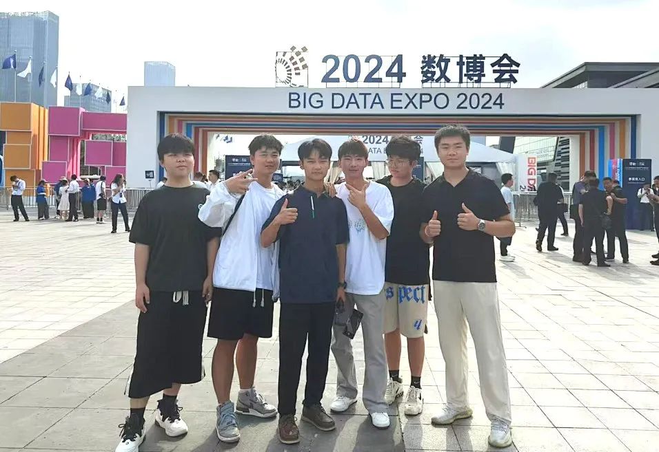 青春・榜 YOUNG | 谢忠有：128个奖项及荣誉称号，获得免试升本资格的 “全能赛将”