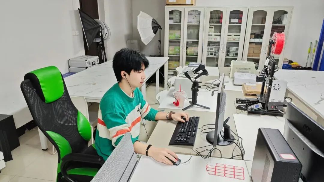 青春・榜 YOUNG | 谢忠有：128个奖项及荣誉称号，获得免试升本资格的 “全能赛将”