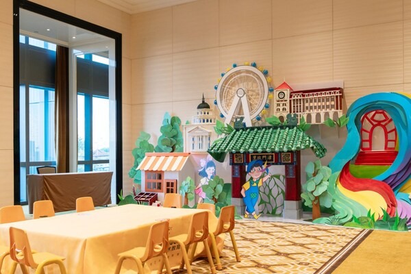 天津四季酒店家庭亲子房：住进云端的魔法书