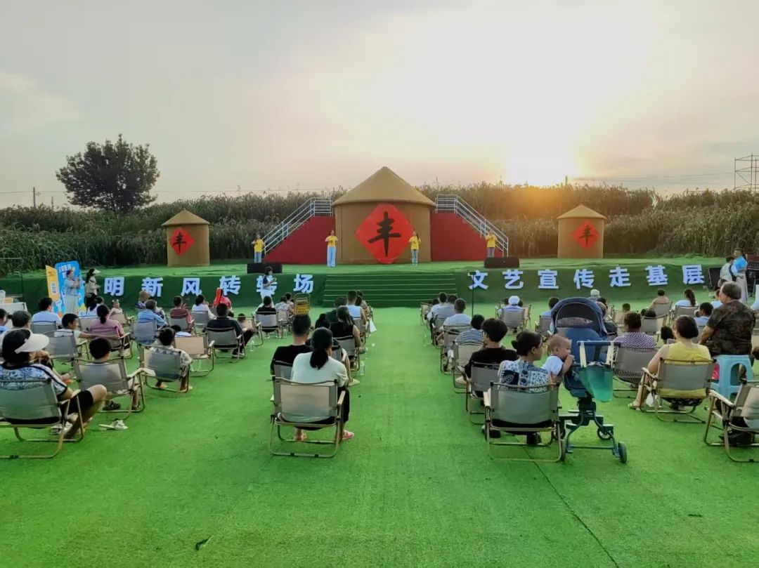 八月茅坡嗨不停 厂市携手绘新篇