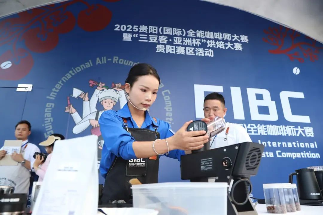 2025贵阳“嘉年华”炸裂开幕！咖啡+世界美食，舌尖狂欢现在开启！