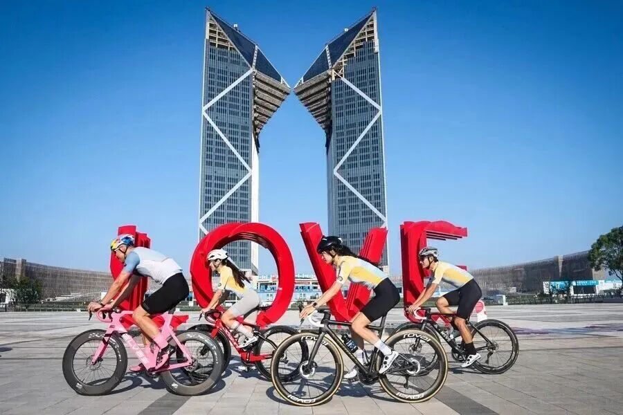 2025环上海·新城自行车赛正式启动，嘉年华活动周末举行