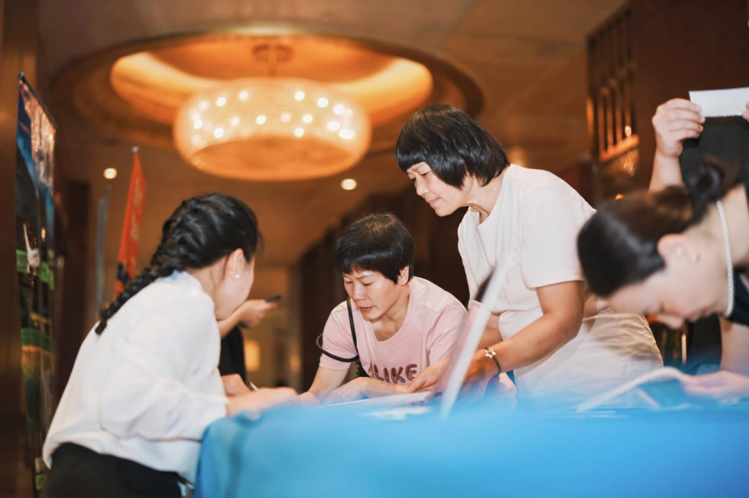 黔闽山海再牵手,贵旅集团 “支支串飞”“小车小团”高端旅游产品亮相海丝泉州