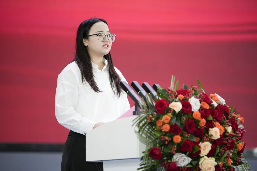 他们躬耕教坛，他们闪耀行业！贵工商教师节致敬师者，携手校友共谋发展